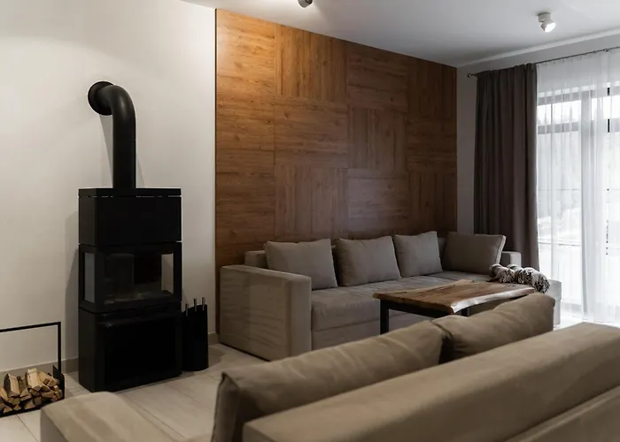 Mal'ovanka Chalet *